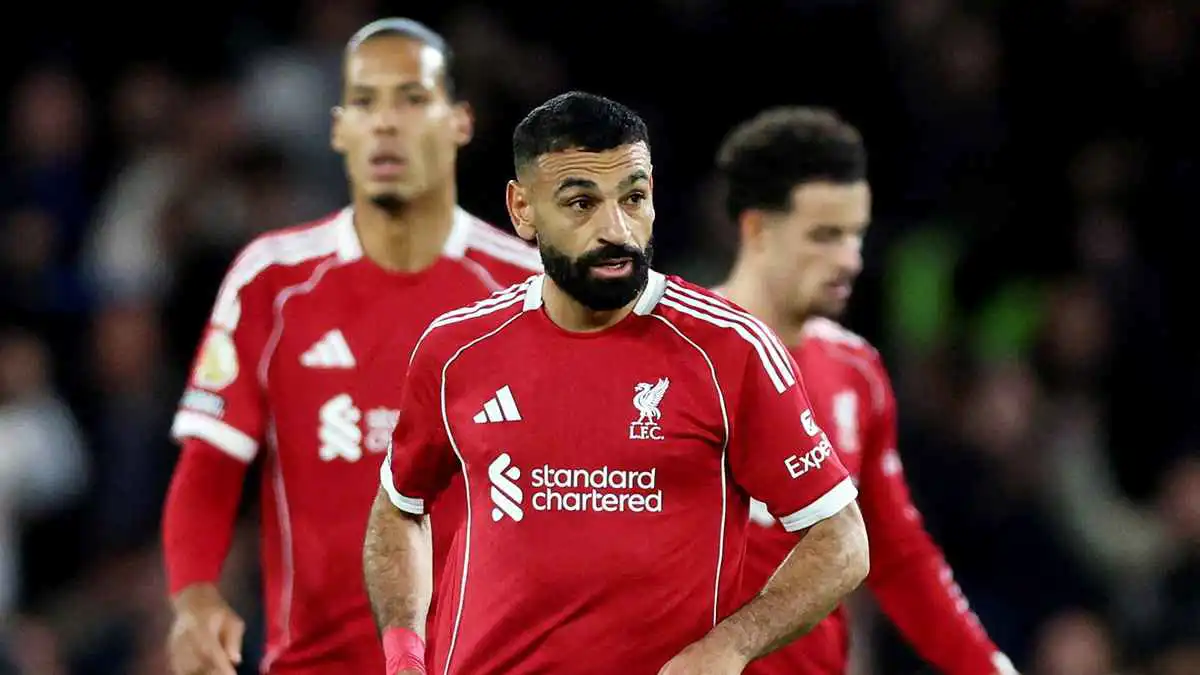 أزمة مع إمام عاشور وزيزو.. عمرو أديب يسخر من انتقال محمد صلاح إلى الأهلي (فيديو)