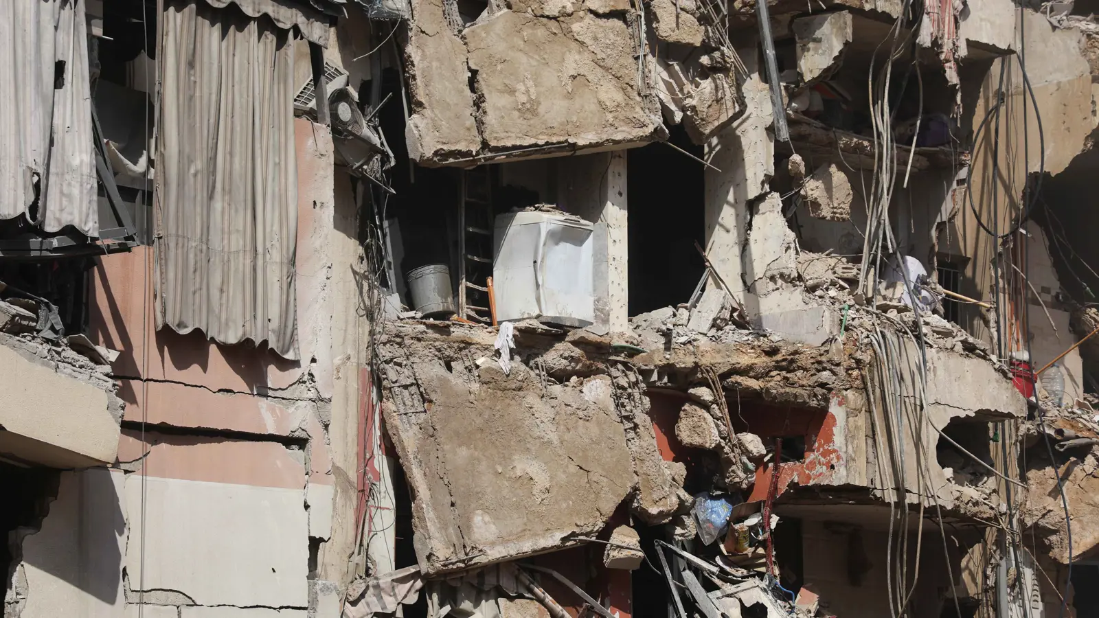 خبراء: "حزب الله" وإسرائيل في طريقهما لنسف "قواعد الاشتباك"