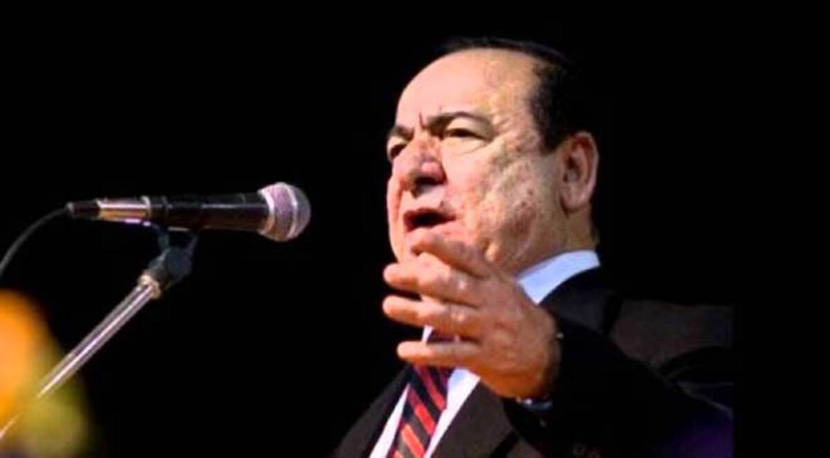 صباح فخري يتقلد أعلى وسام ثقافي في تونس