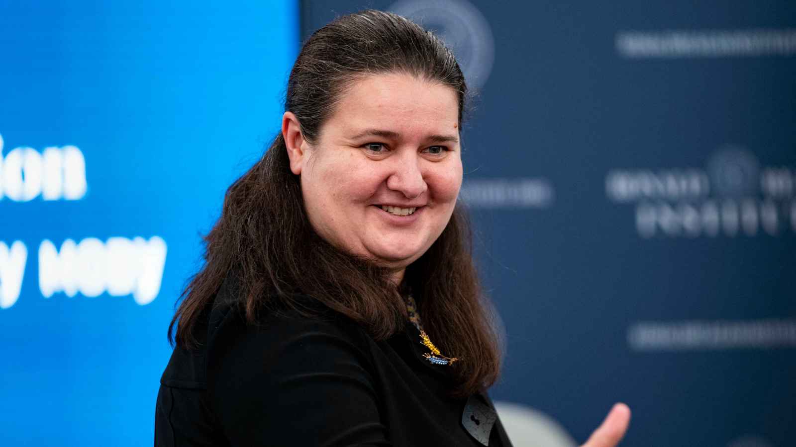 بلومبيرغ: زيلينسكي ناقش مع ترامب استبدال سفيرة كييف في واشنطن