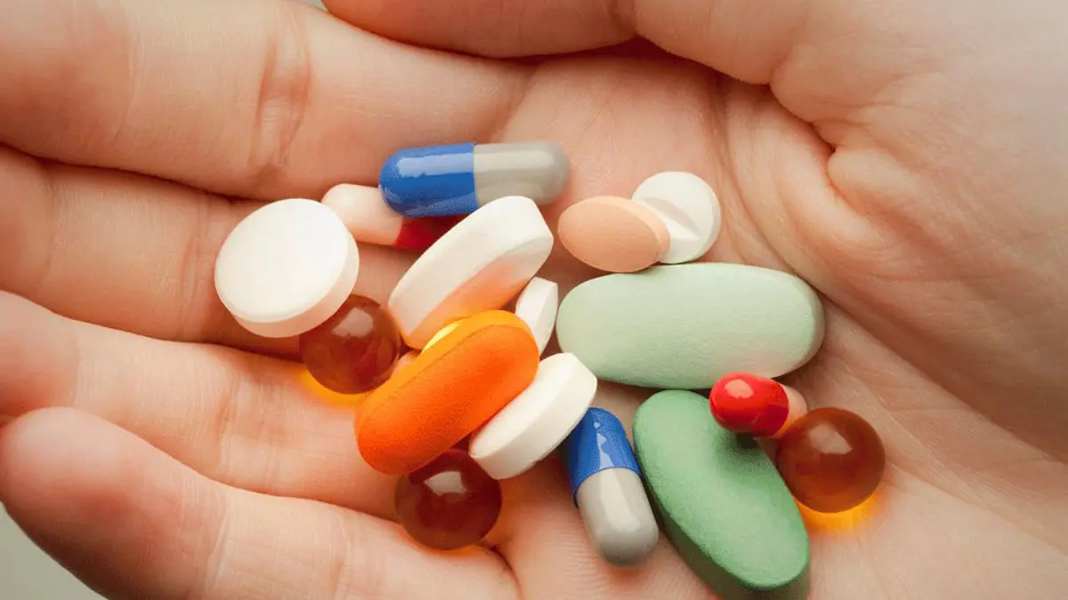 دراسة: تناول النساء للمسكنات بانتظام يزيد احتمال إصابتهن بـ"طنين الأذن"