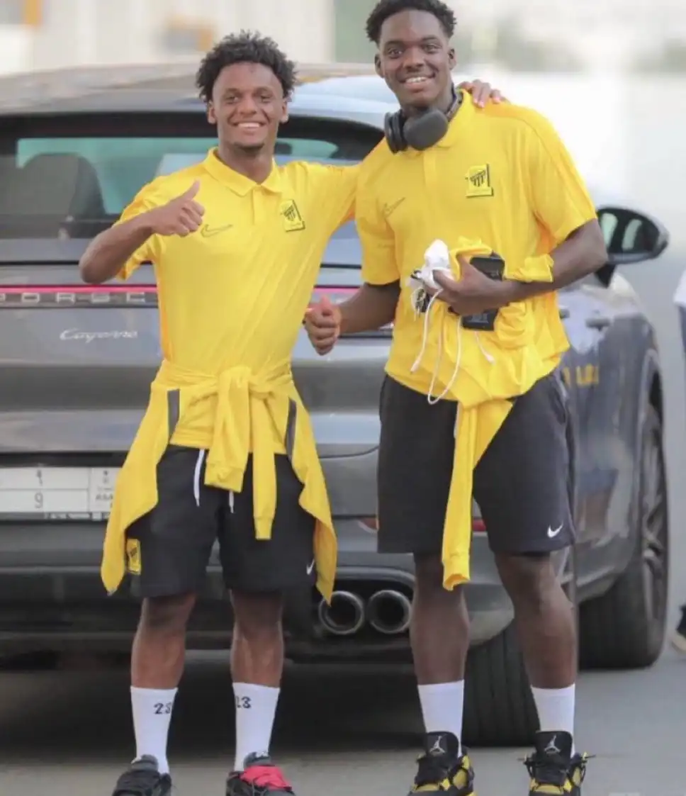 فرحة الشمراني وطلال حاجي