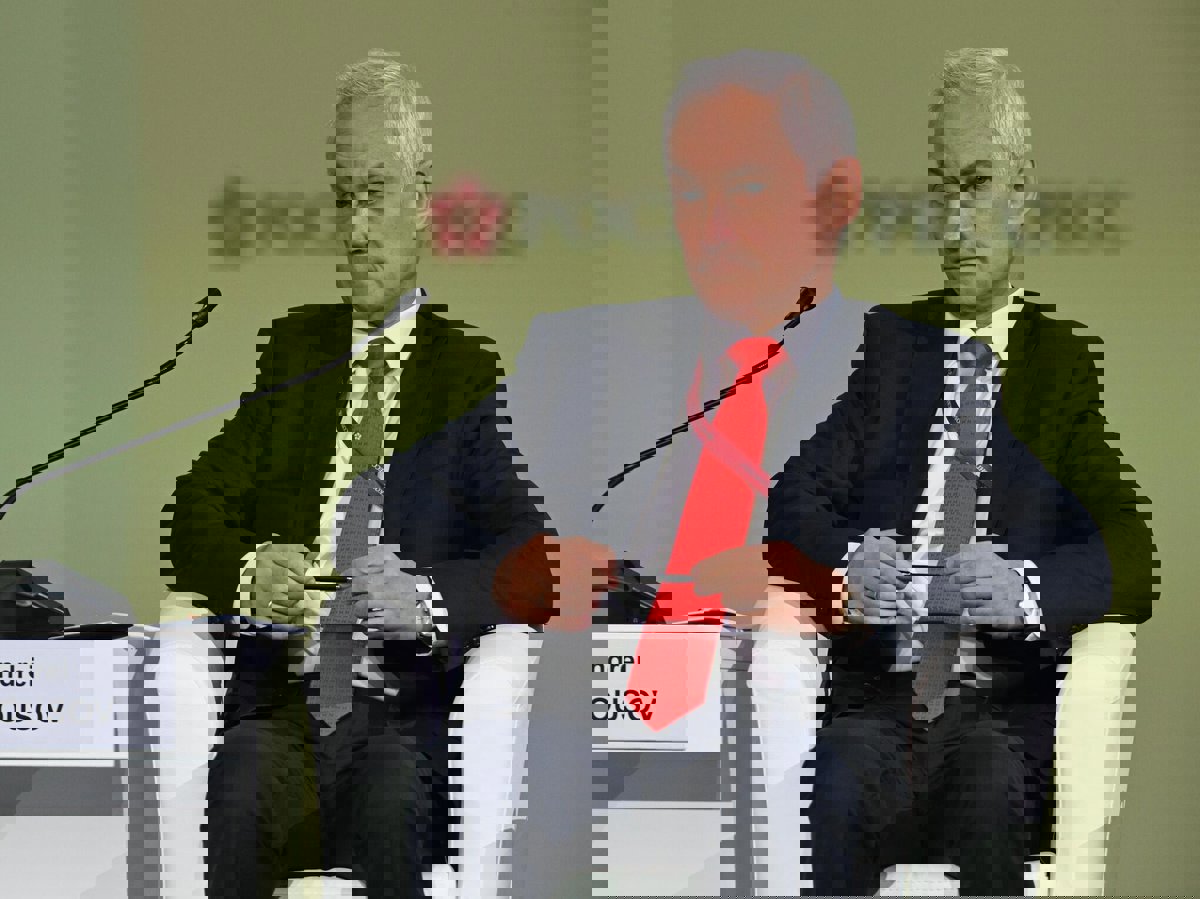 من هو أندريه بيلوسوف الذي اقترحه بوتين وزيرا للدفاع؟ 