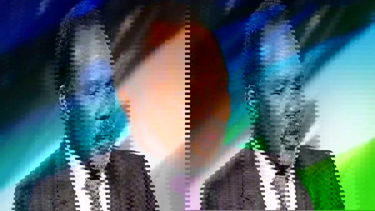 ليبيا.. بشير صالح مدير مكتب القذافي يقدم أرواق ترشحه للانتخابات الرئاسية