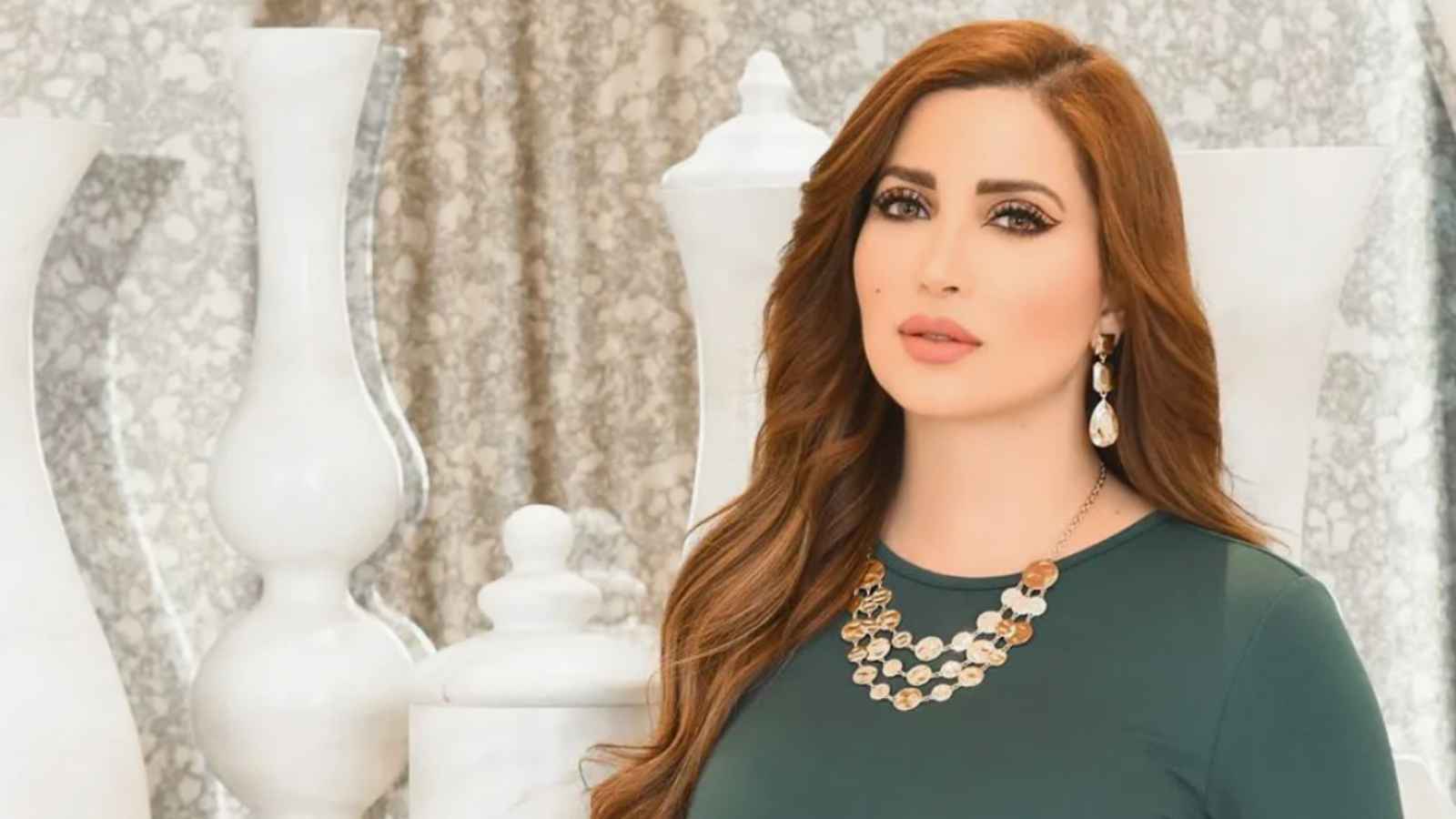 أخفت هوية العريس.. نسرين طافش تعلن زواجها مجددا (فيديو)