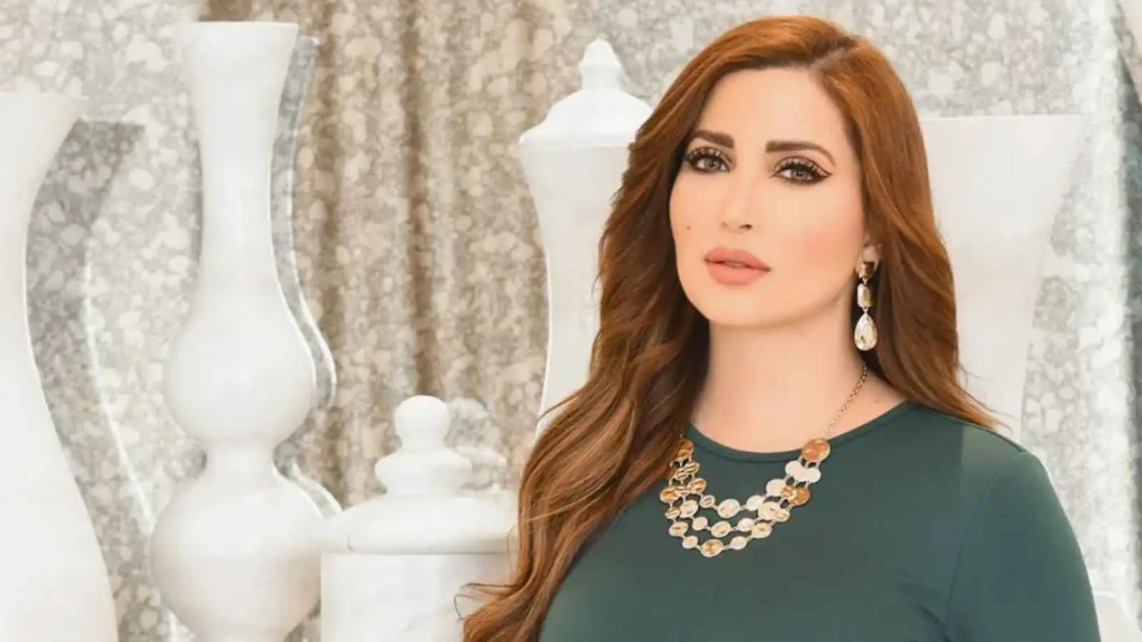 أخفت هوية العريس.. نسرين طافش تعلن زواجها مجددا (فيديو)