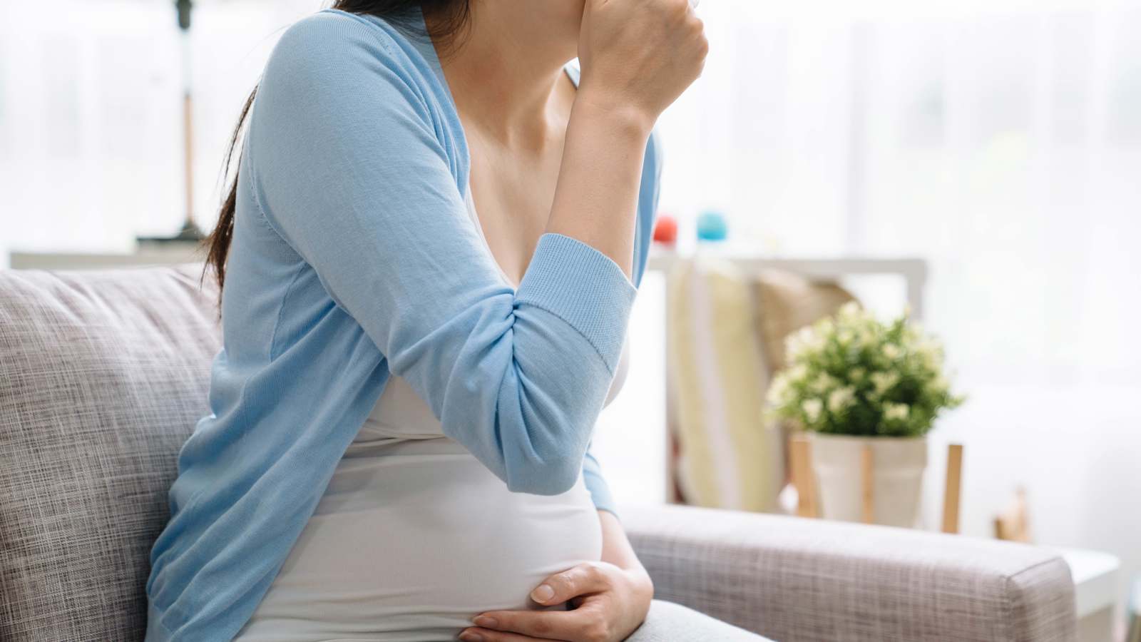 كيفية التعامل مع التهاب الحلق أثناء الحمل