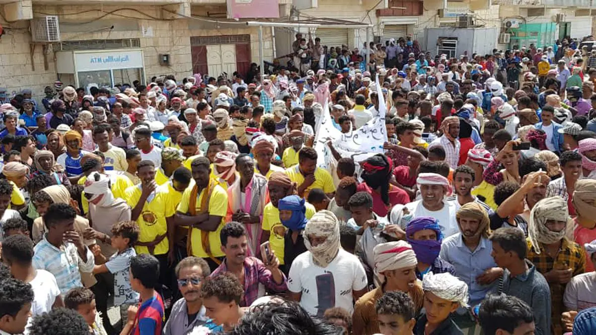 اليمن.. "الانتقالي الجنوبي" يحذر من محاولات لتمرير مشاريع إخوانية في سقطرى وشبوة