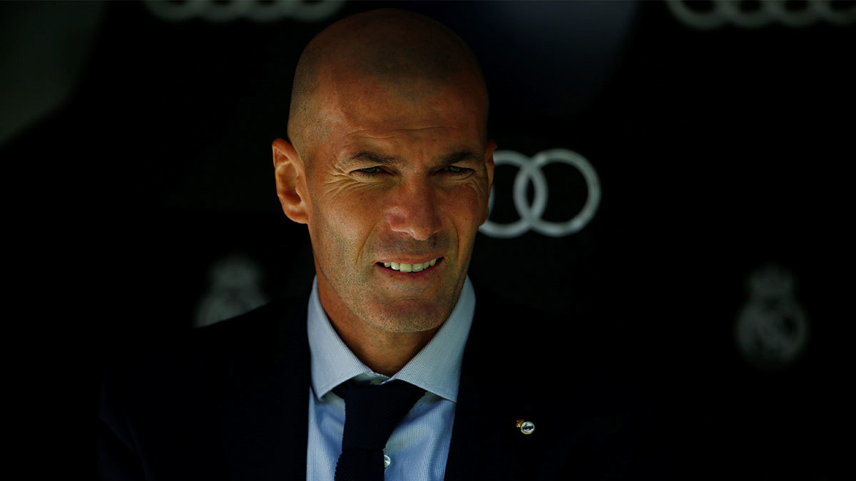 تقرير يكشف بديل زيدان في قيادة ريال مدريد حال تكرار الموسم الكارثي