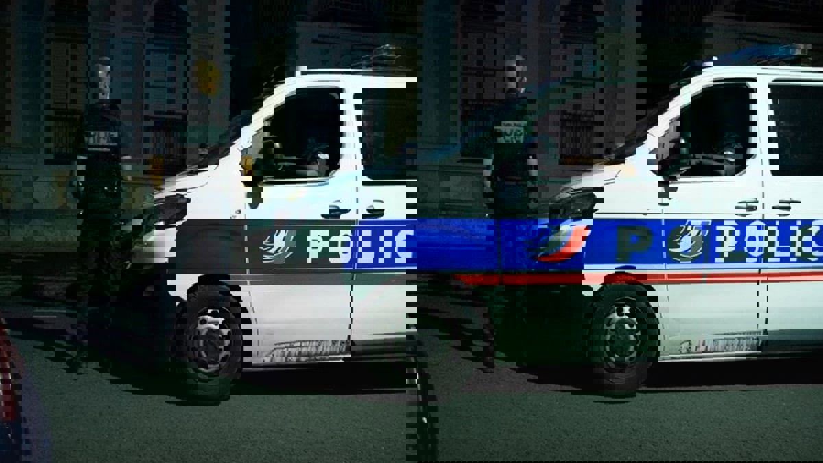 "القاتل" سلم نفسه للسلطات.. اغتيال كاهن في غرب فرنسا‎