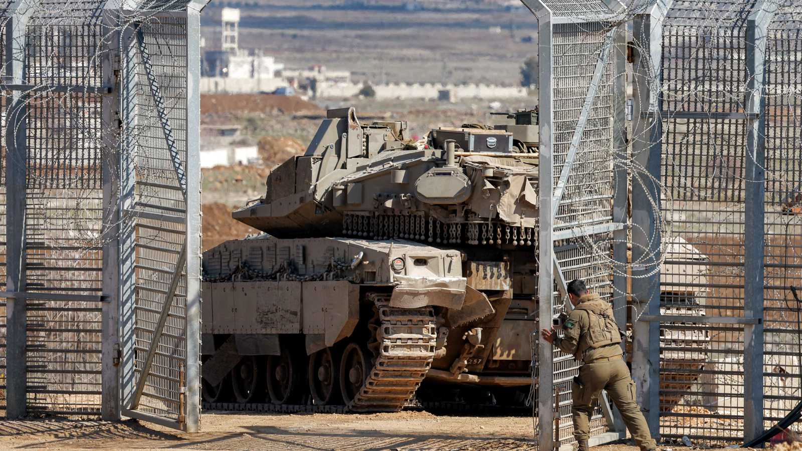 نصبت حاجزا وفتشت المارة.. قوات إسرائيلية تتوغل في ريف القنيطرة