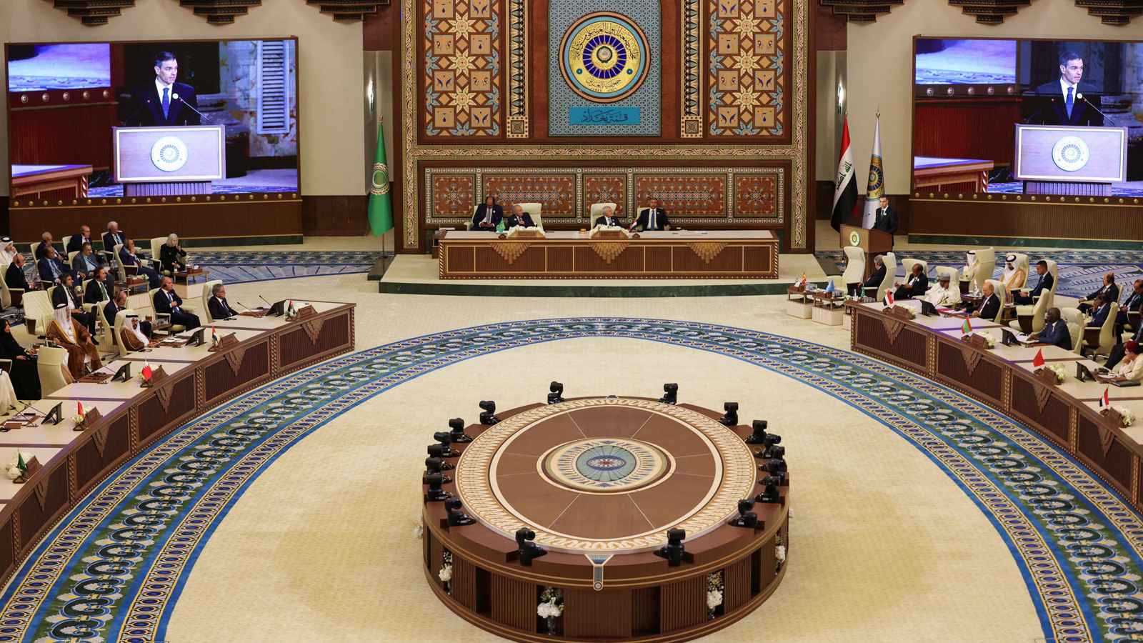 بعد منع دخوله إلى الضفة.. وفد وزاري عربي يدين "غطرسة" إسرائيل