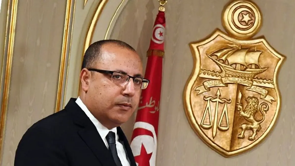 صحيفة: رئيس الحكومة التونسية يجري اليوم تعديلا وزاريا يشمل 8 وزراء‎