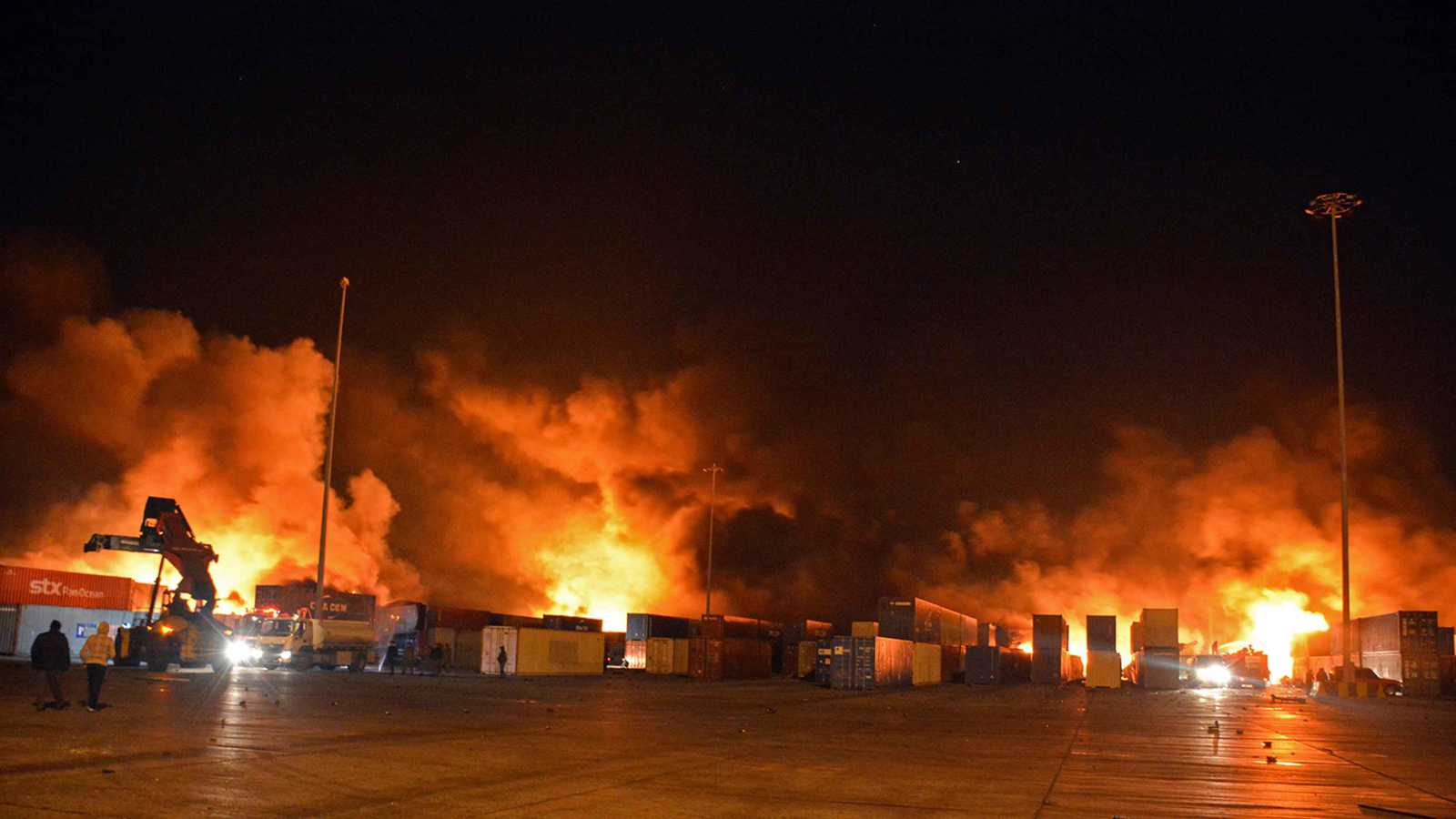 ما الأهداف التي قصفتها إسرائيل في حمص واللاذقية؟ (فيديو)