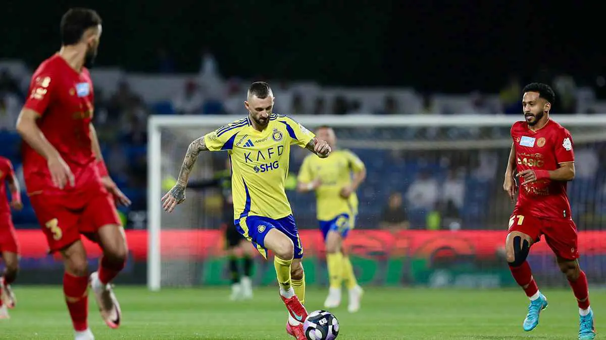 الموعد والقنوات الناقلة لمباراة ضمك والنصر في الدوري السعودي