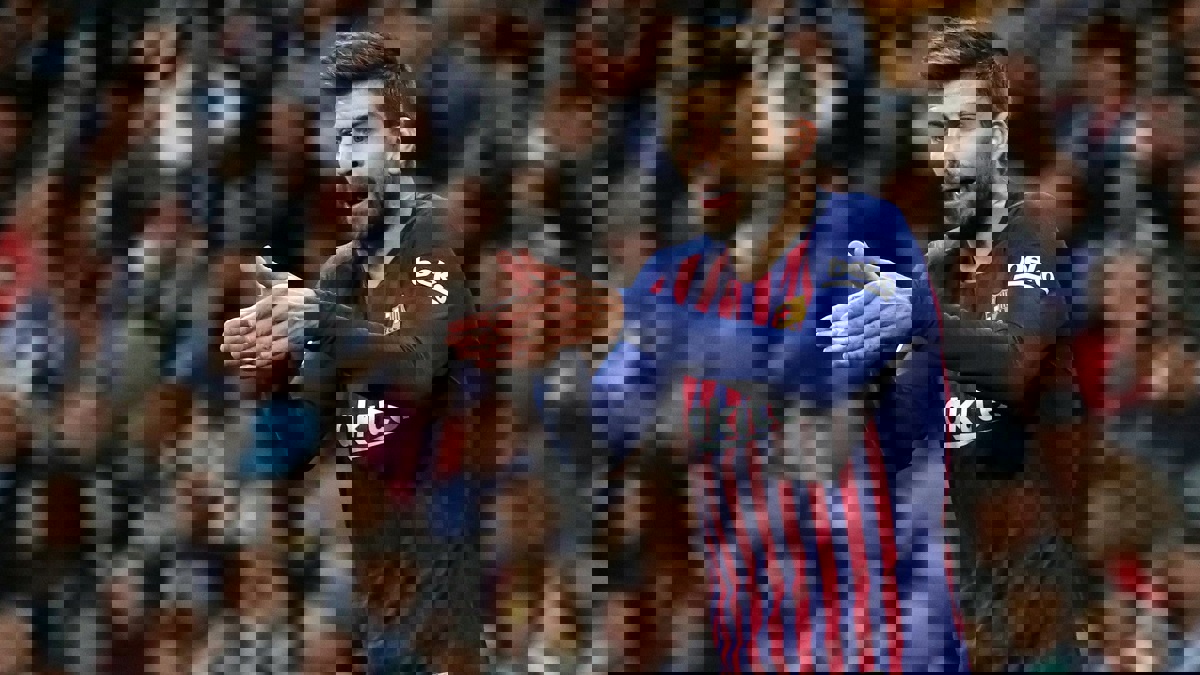 جيرارد بيكيه يستفز جماهير ريال مدريد بتصرف جديد بعد مباراة الكلاسيكو