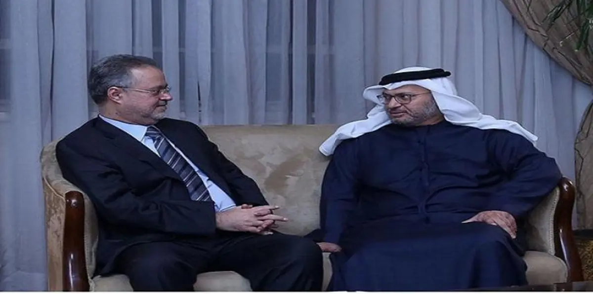 قرقاش يبحث مع المخلافي آخر تطورات الأزمة اليمنية