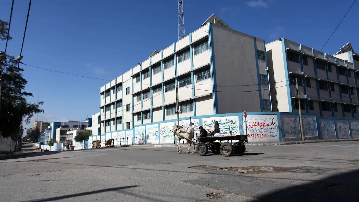 غزة.. فلسطينيون يحتجون على قرار حماس بتخصيص مدارس للحجر الصحي (صور)