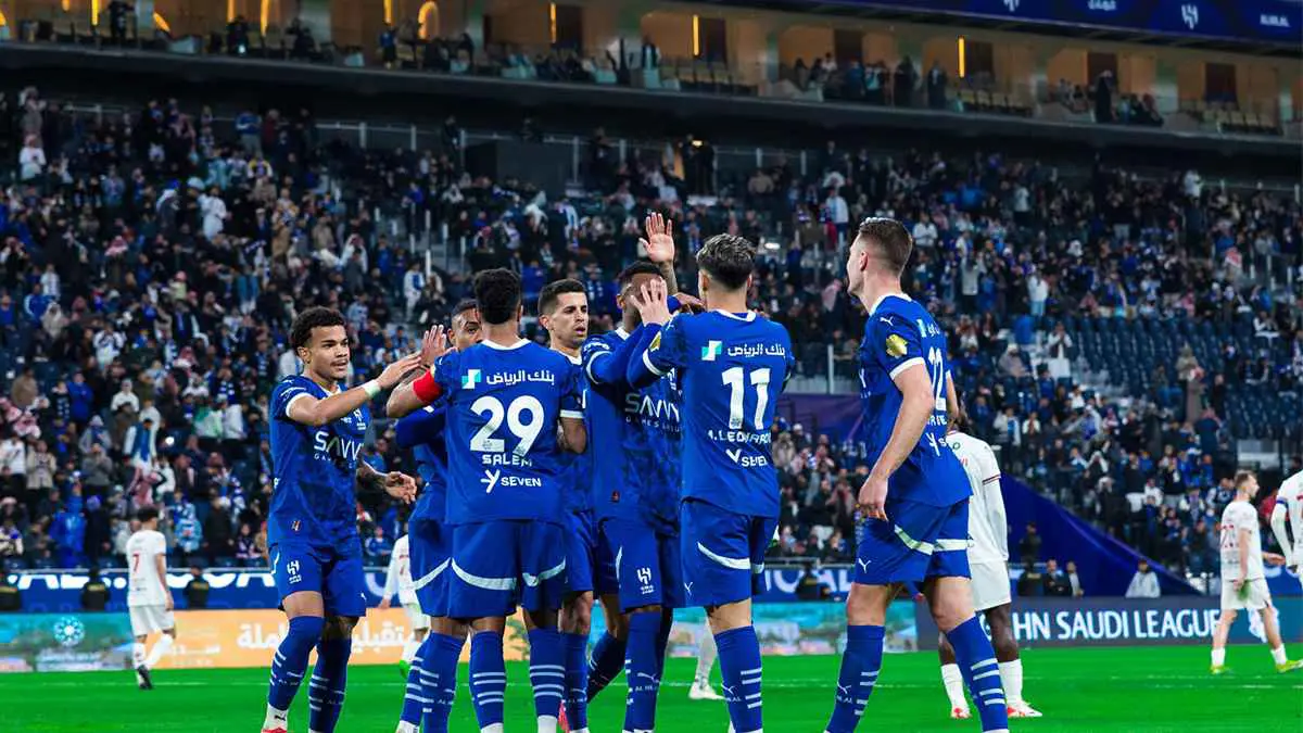 أنت تعطي رأيا تقديريا.. محمد الشيخ يحرج سمير عثمان بسبب الهلال (فيديو)