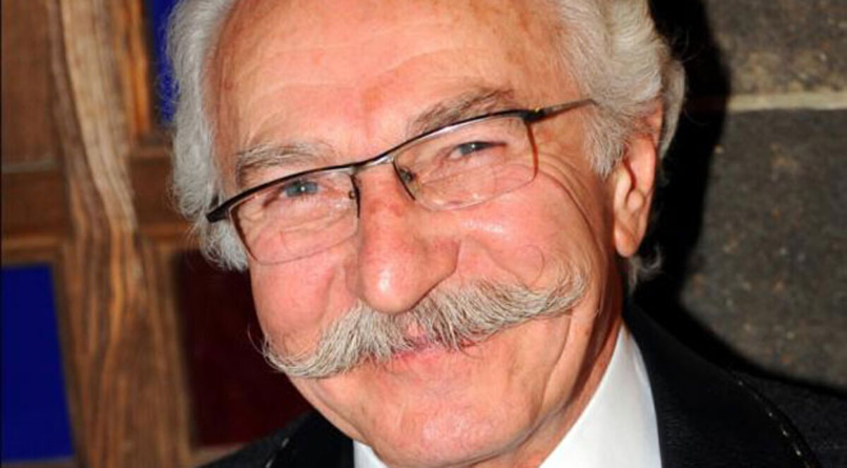 حسام تحسين بيك يعيش قصة حب بلا أمل