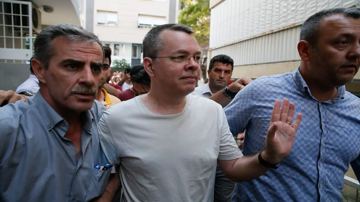 تقرير: مكتب التحقيقات الفيدرالي يحقق في مؤامرة تركية لاغتيال قس أمريكي