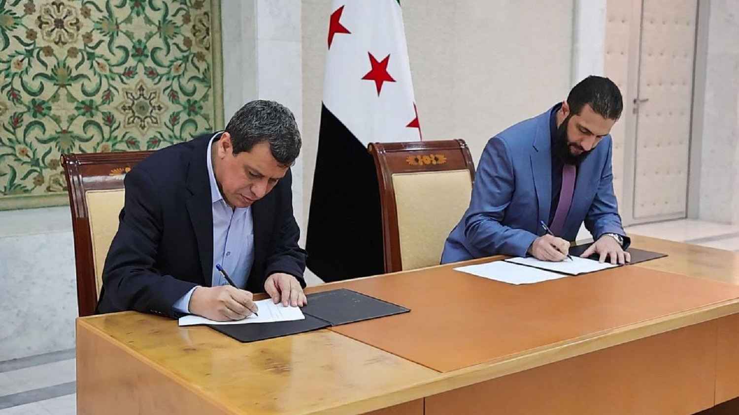 بدء اجتماع الشرع ومظلوم عبدي والمبعوث الأمريكي في دمشق