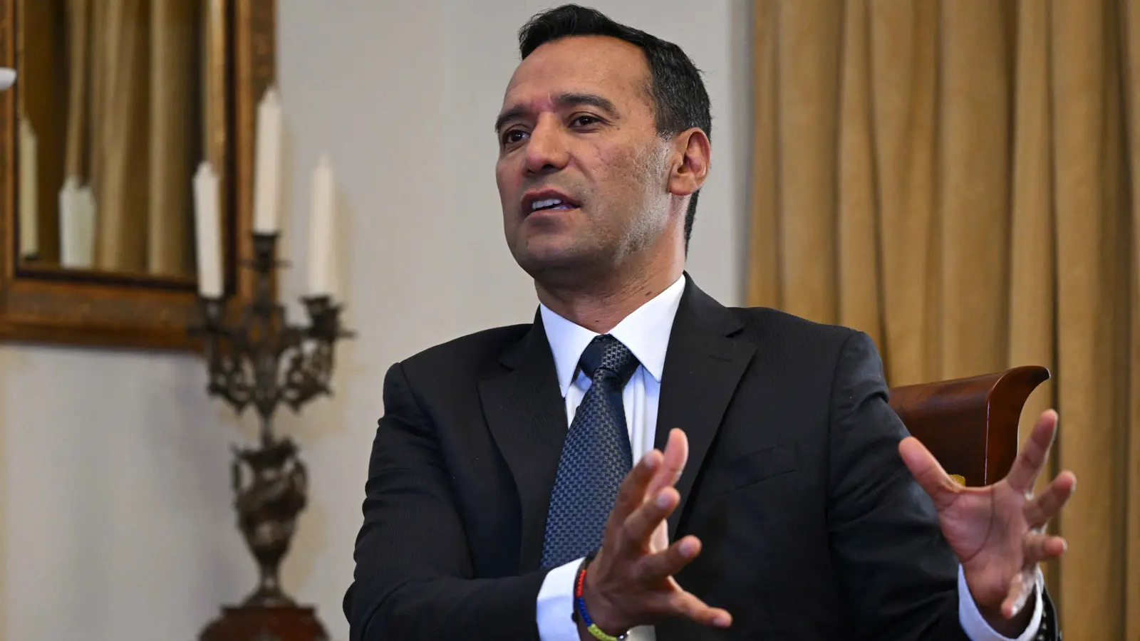 كولومبيا تحذّر ترامب من تداعيات تقليص الدعم العسكري