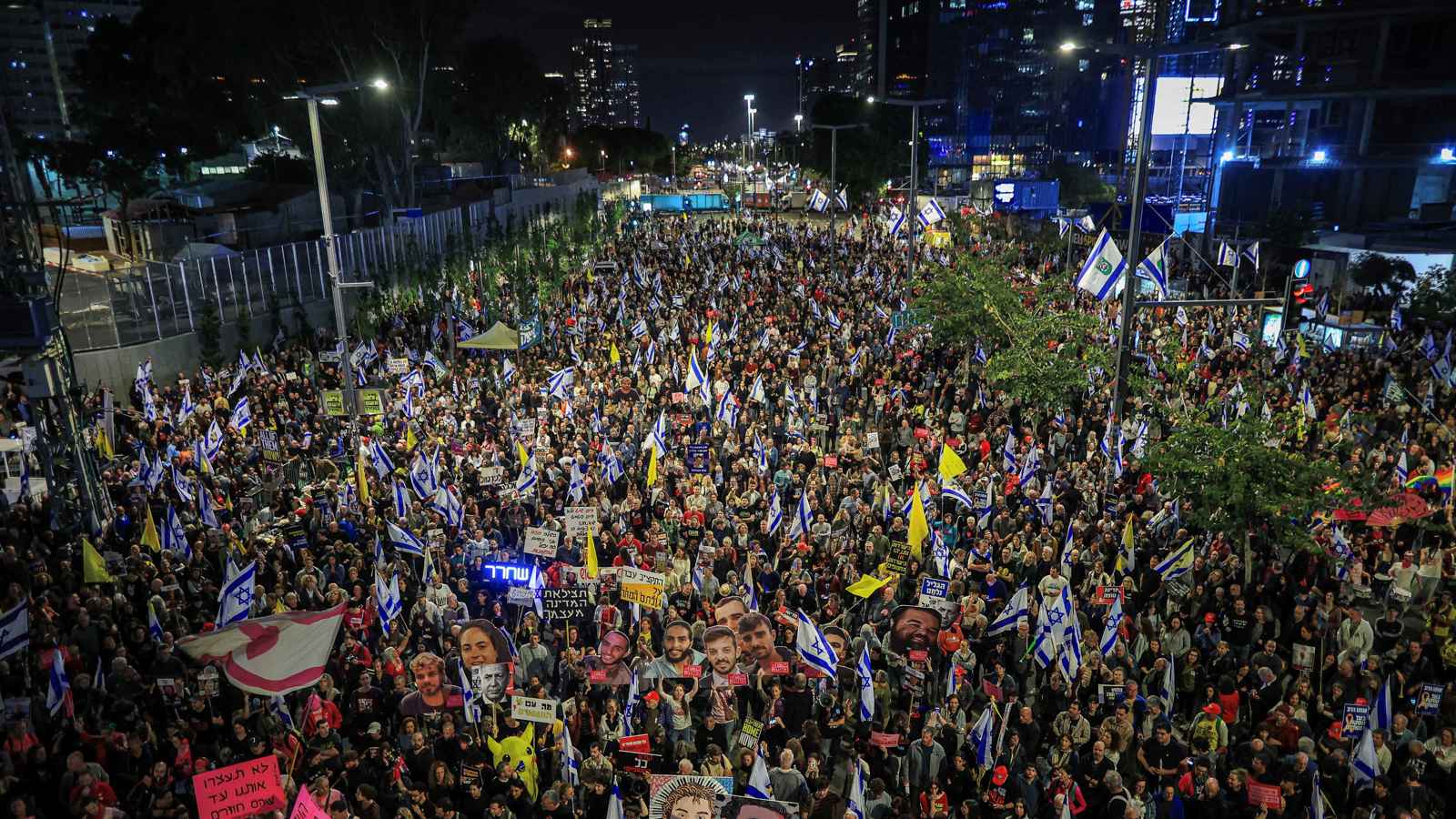 ضغط الشارع "لن ينفع".. نتنياهو أمام خياري الاتفاق المرحلي أو التصعيد في غزة