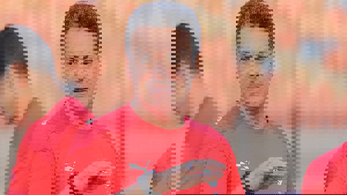 إيهاب جلال ينتقد الملعب بعد الخسارة من إثيوبيا والاتحاد المصري يدعو لاجتماع طارئ