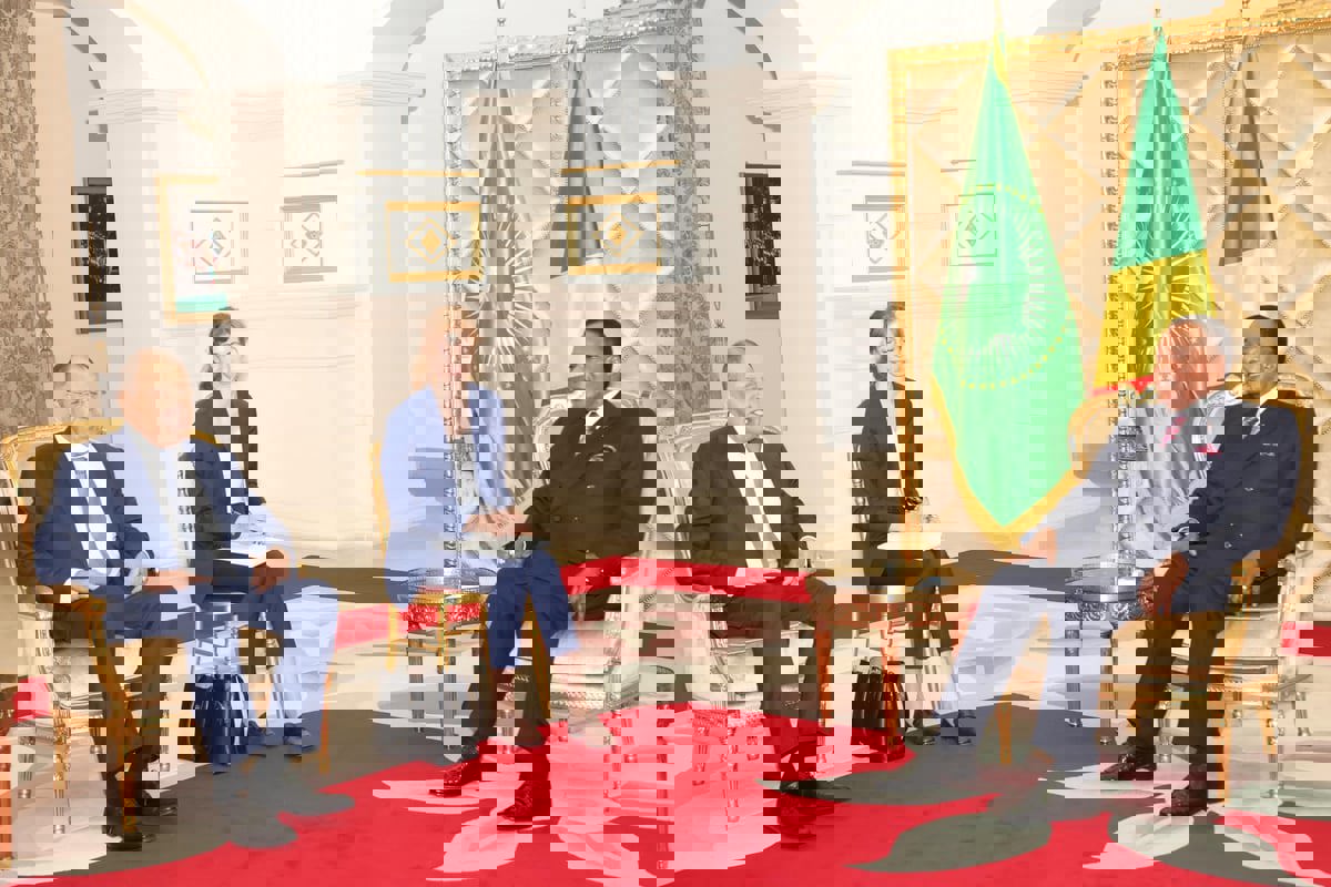 روسيا تعد الاتحاد الأفريقي بـ"وساطة فاعلة" مع القوى الليبية