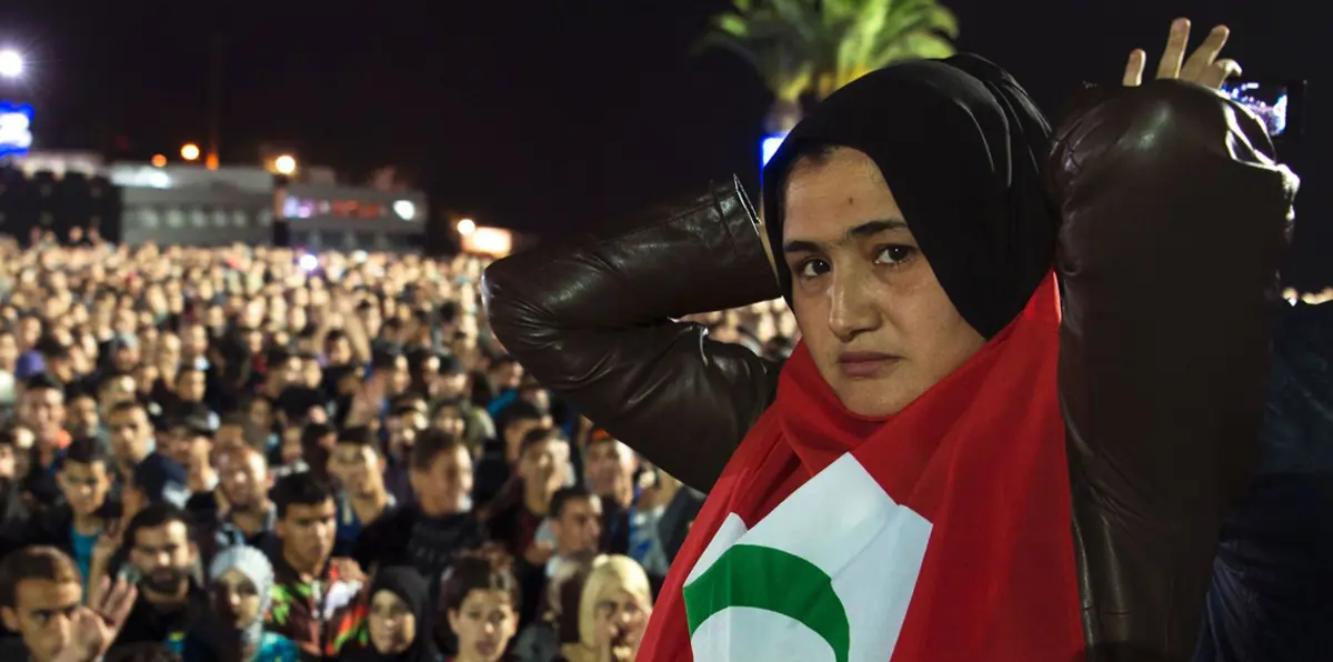 الشارع المغربي ينتفض في مسيرات حاشدة تضامنًا مع "حراك الريف"