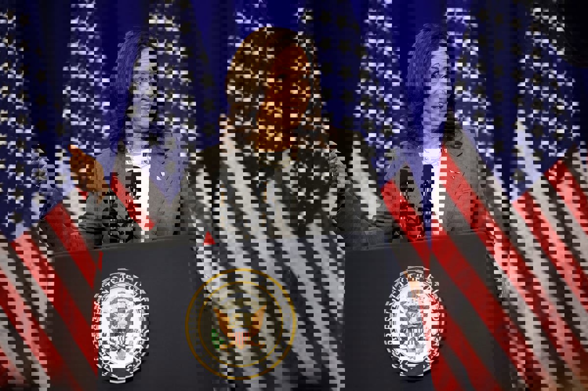 أول تعليق من هاريس على أداء بايدن في المناظرة "التاريخية"