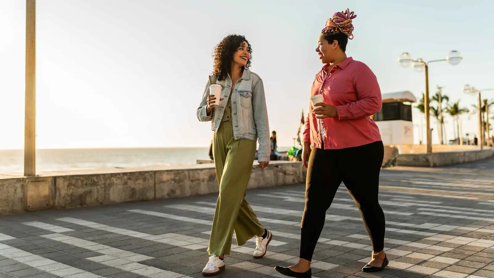 المشي 7 آلاف خطوة يوميًا.. كيف يعزز صحتك؟