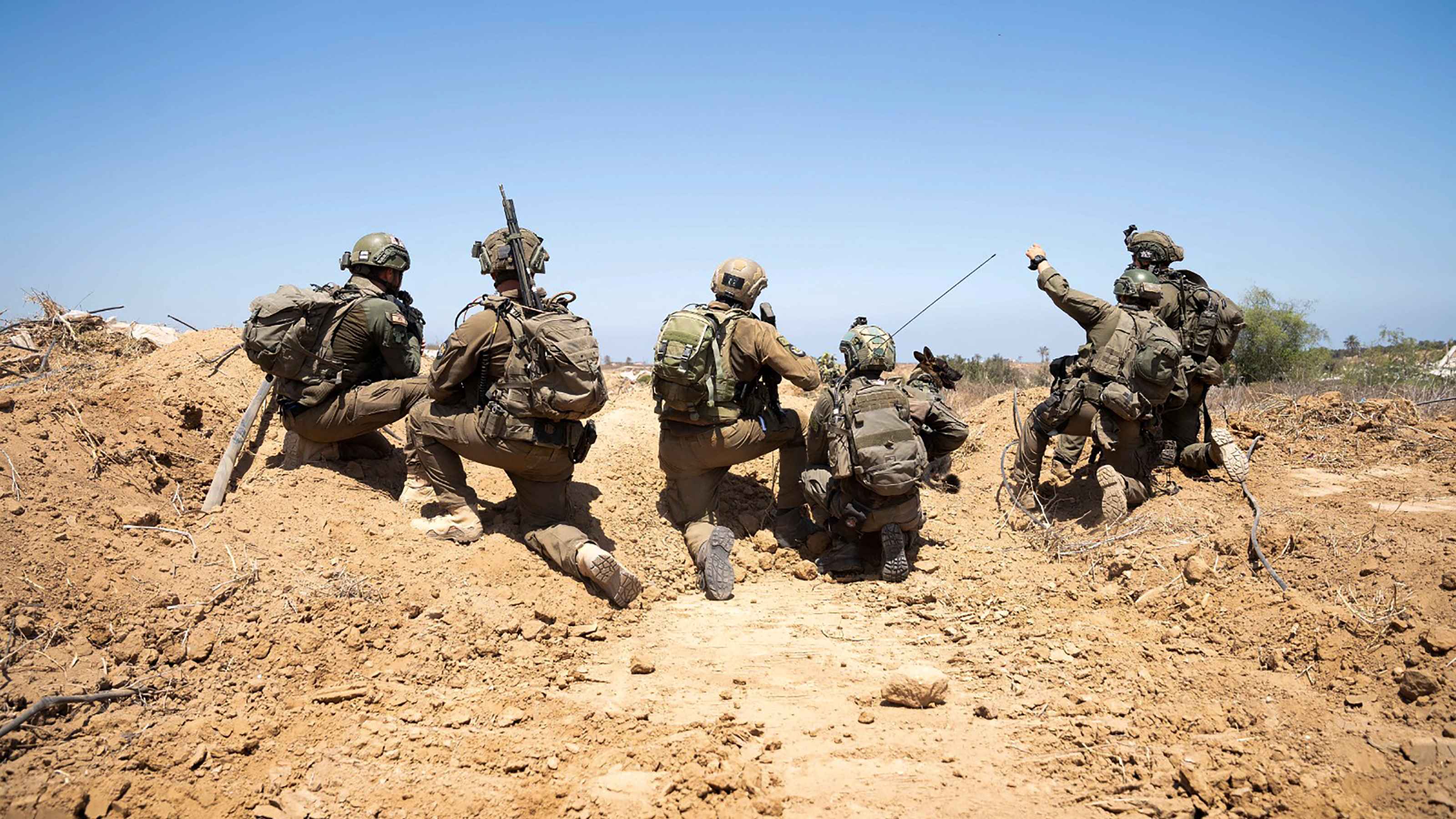 هل تسعى تل أبيب إلى حرب شاملة لاستعادة "عقيدة الردع" الإسرائيلية؟