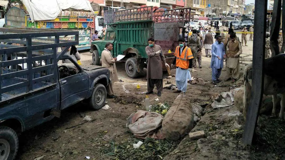 "داعش" يتبنى الهجوم الانتحاري في باكستان