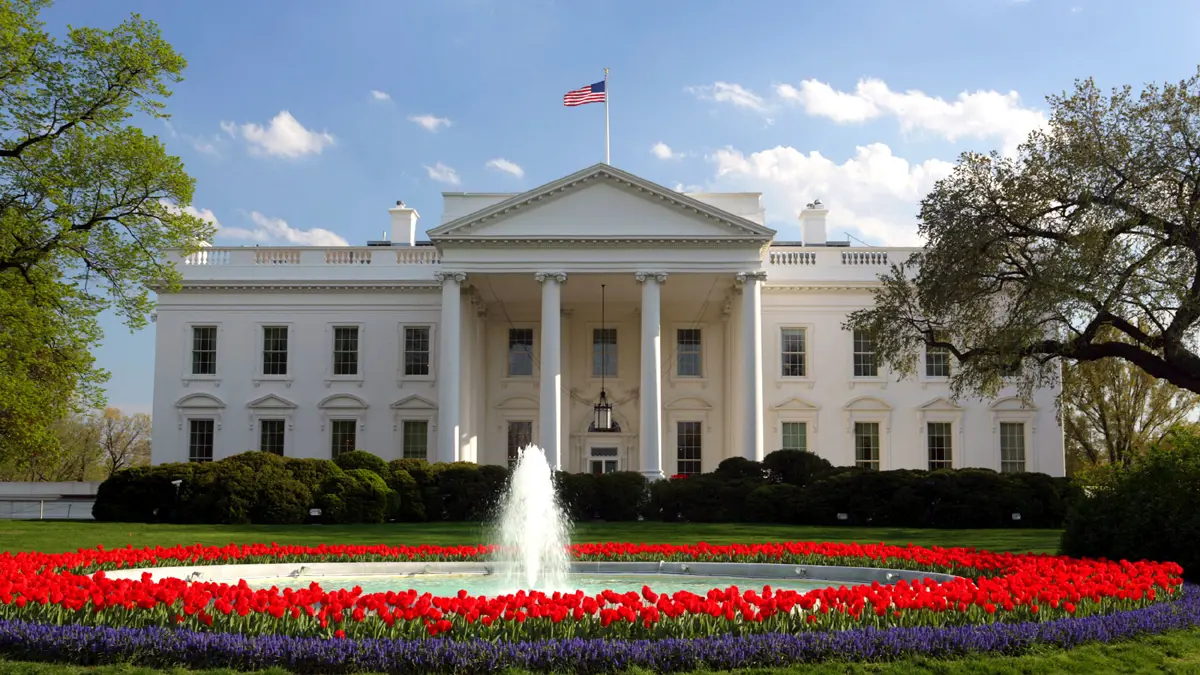 البيت الأبيض ينظم "قمة" لمنصات التواصل ويتجاهل دعوة فيسبوك وتويتر