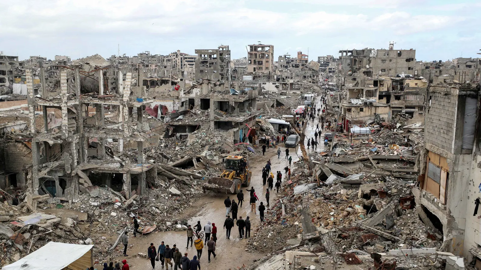 بلومبيرغ: مخطط ترامب للسيطرة على غزة "صادم"