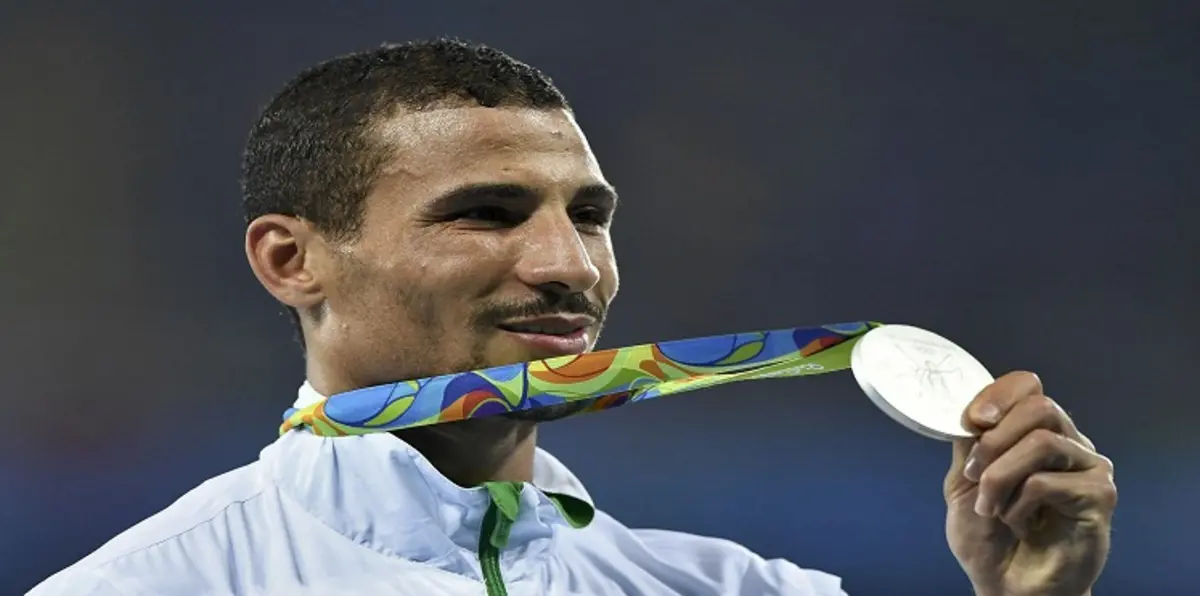 مخلوفي يرفض العودة مع بعثة الجزائر من ريو