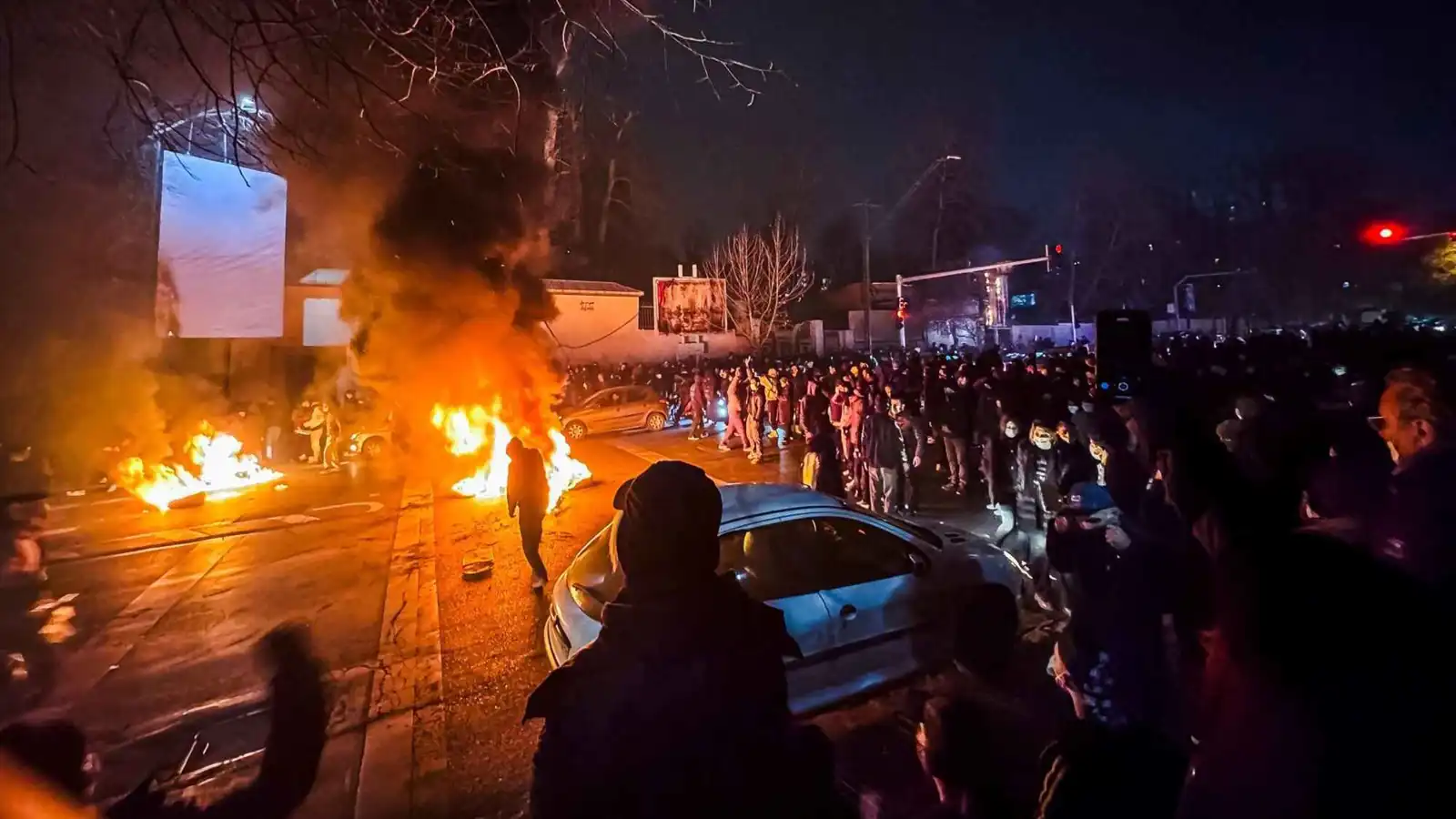 مع تصاعد وتيرة الاضطرابات.. شهادات طبية صادمة من مستشفيات إيران