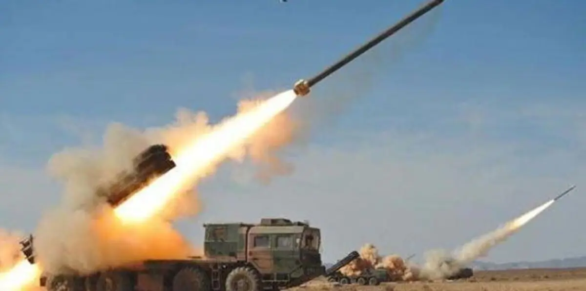 التحالف يشنّ قصفًا صاروخيًا على تجمعات القاعدة في لحج