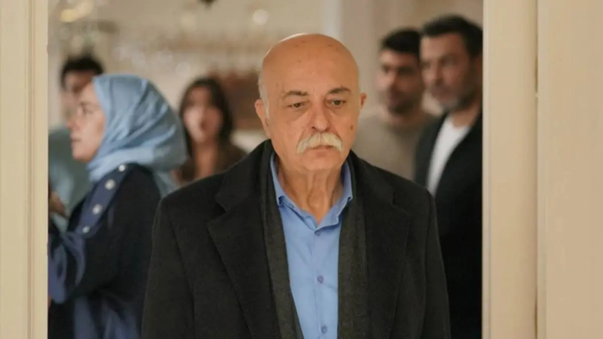 بطل مسلسل "شراب التوت" ستار تانري أوغان بوضع صحي حرج