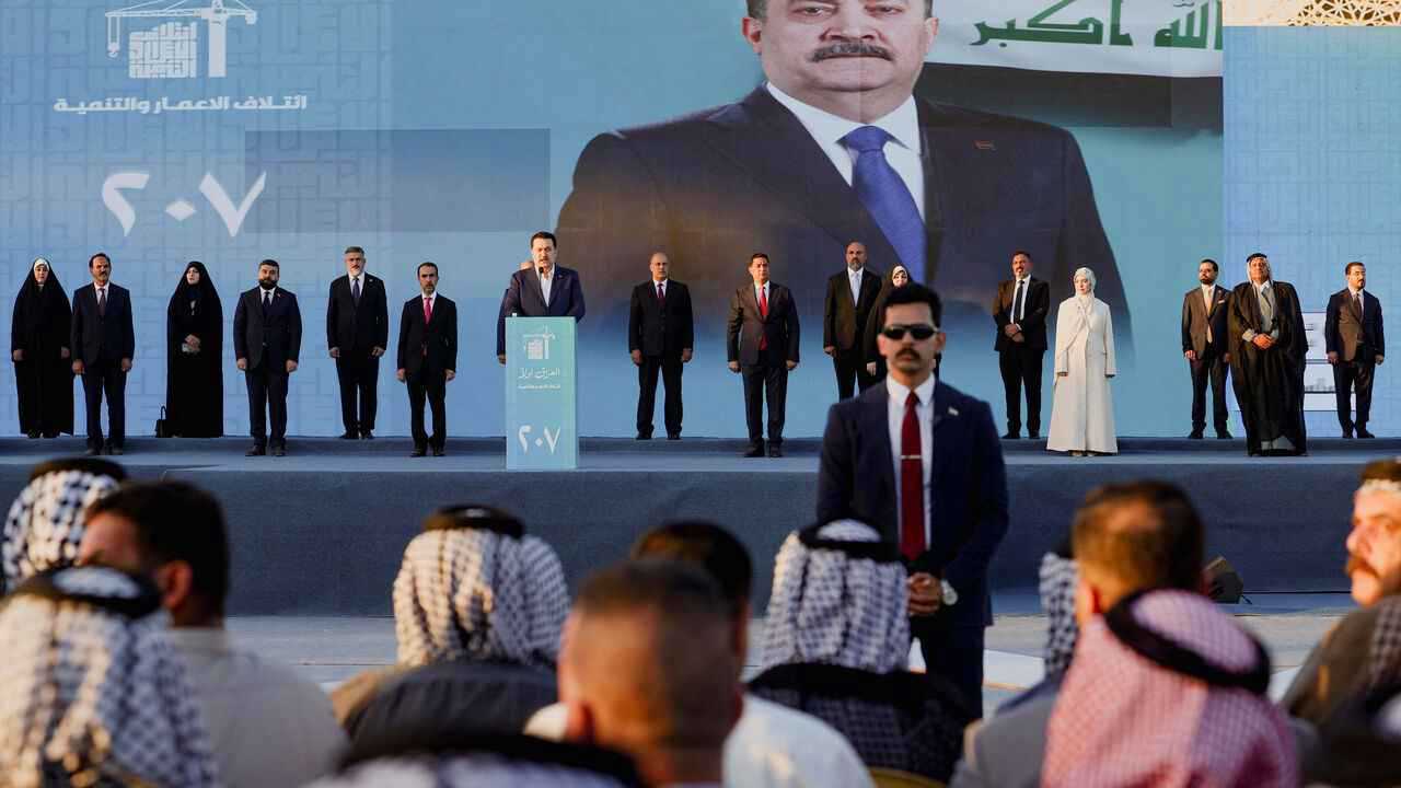 حقل ألغام طائفي وسياسي.. صراعات تهدد توافقات اللعبة السياسية في العراق