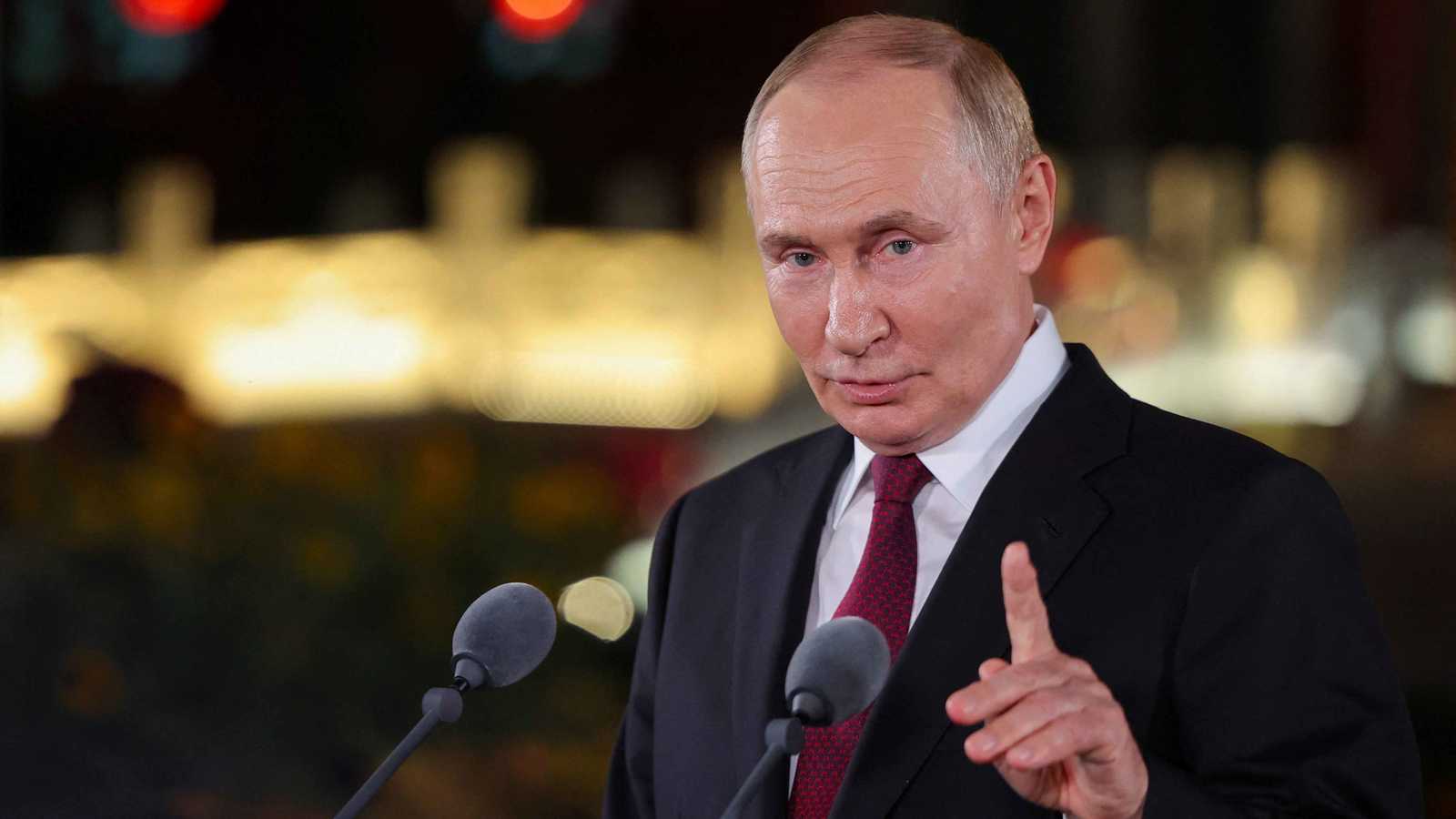 مشككا بشرعية زيلنسكي.. بوتين يلوح بالتصعيد حال فشل المفاوضات