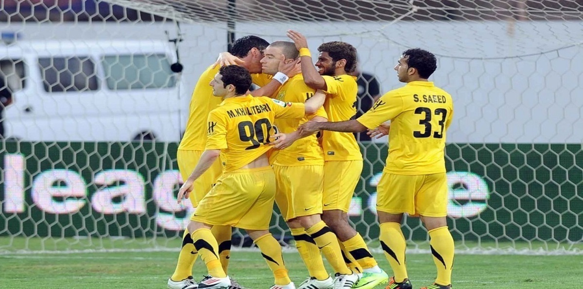 بسبب "رقصة البطريق".. إيقاف ليما وكايو لاعبي الوصل الإماراتي (فيديو)