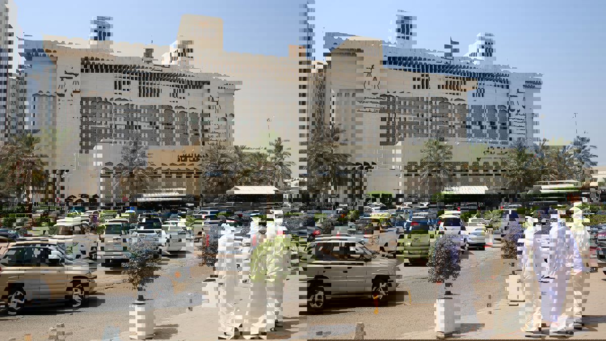 الكويت تسدل الستار على قضية "النائب البنغالي" الشهيرة