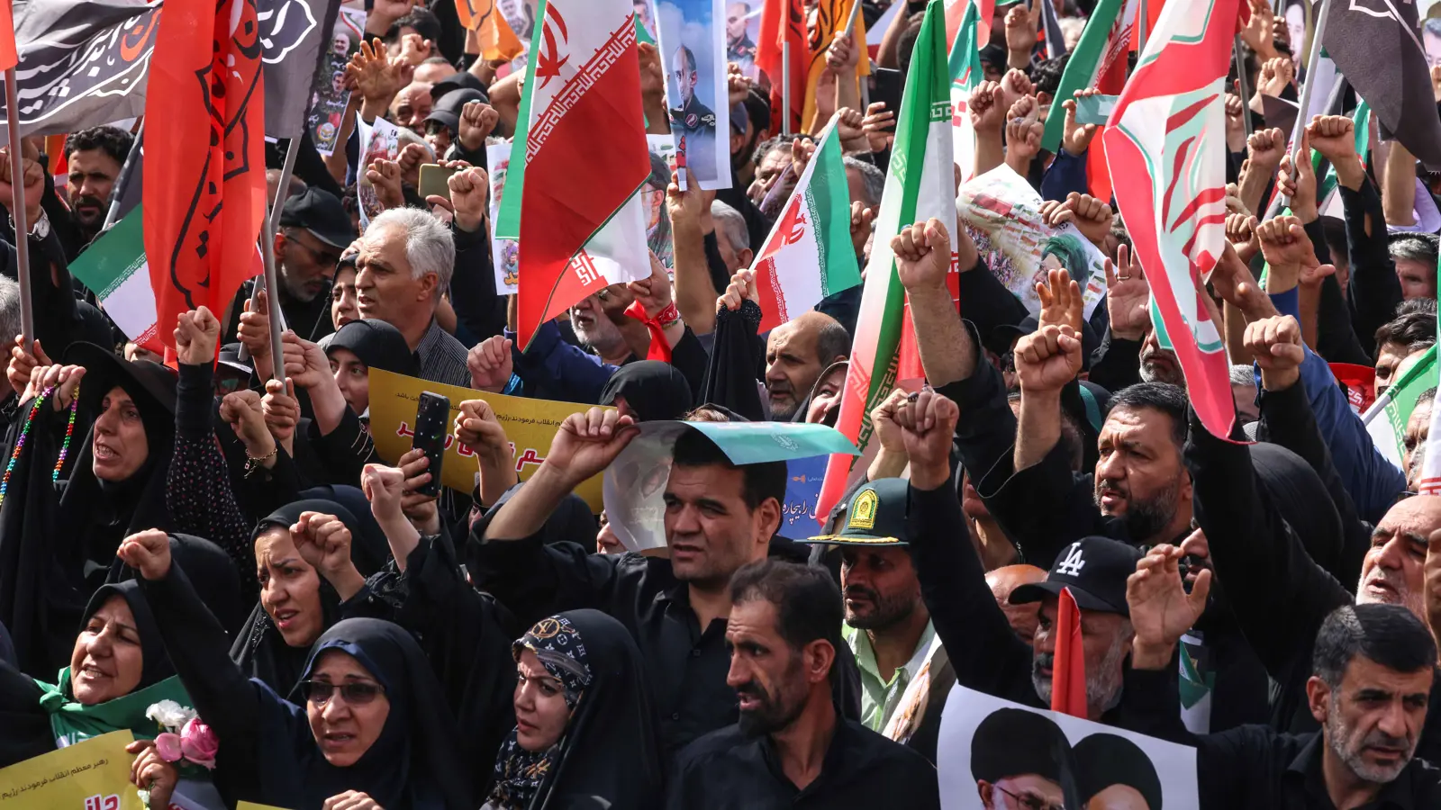 إعدامات واعتقالات واسعة.. إسرائيل تراقب تأجج الجبهة الداخلية في إيران