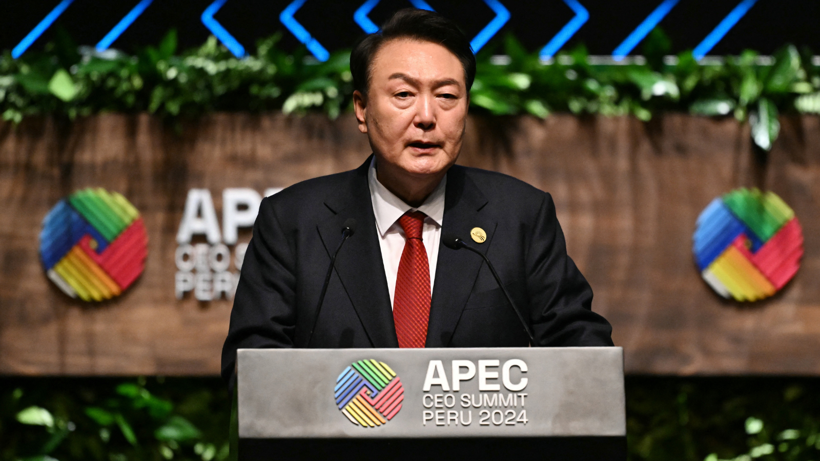 الأحكام العرفية تطيح به.. من هو "القانوني" يون سوك يول الذي انتهك القانون؟