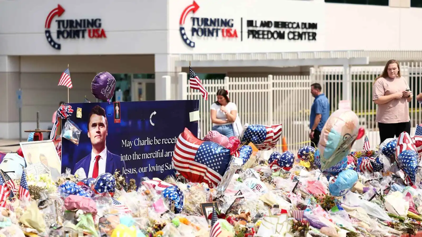 "حملة انتقامية".. الأمريكيون يخشون "مرحلة استبداد" بعد مقتل كيرك