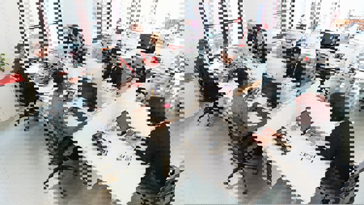 بسبب كورونا.. شركات تتوسع رقميا وتخفض المساحات المكتبية