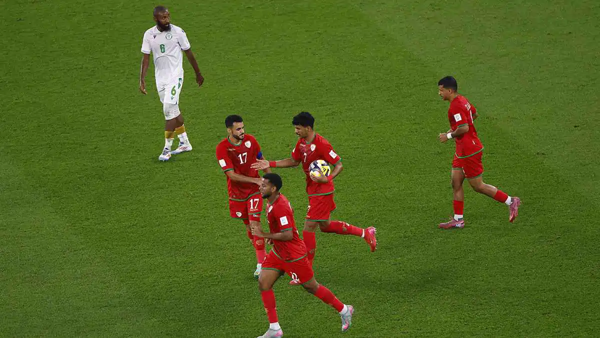 عُمان تودع كأس العرب رغم الفوز على جزر القمر (فيديو)